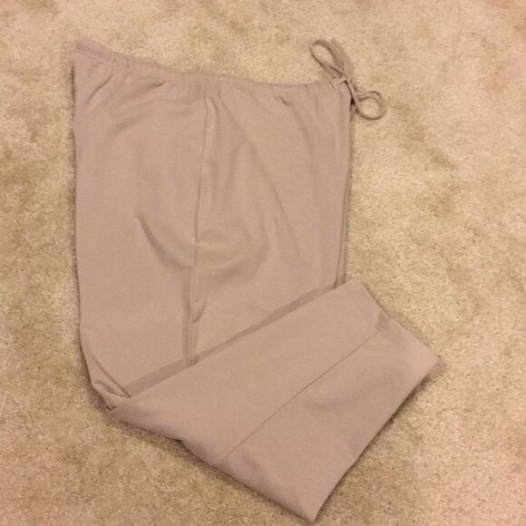 Modern Soul Stretch Tan Slacks with Drawstring 2 X - Picture 1 of 3